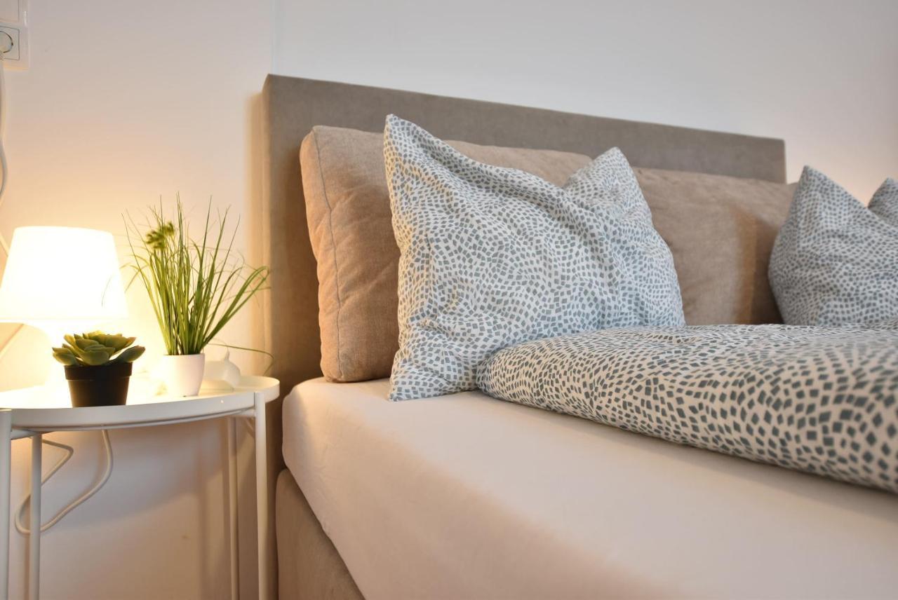 Super Central City Appartement With Free Parking Инсбрук Экстерьер фото